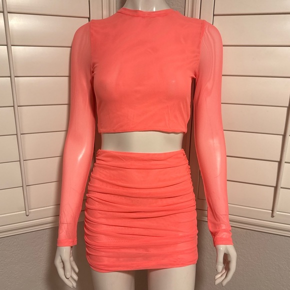 Hot & Delicious Neon Coral Ruched Two-Piece Set | Long Sleeve Crop Top &  Skirt - Picture 2 of 12